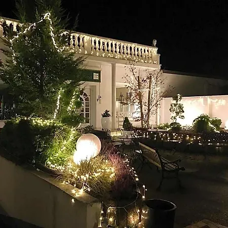 Otel Ramor Garni 3*
