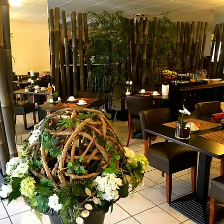 拉莫尔盖尔尼酒店 3*