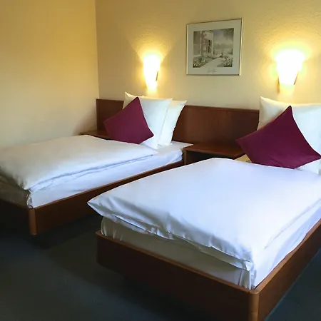 ラモー ガルニ 3* ドゥイスブルグ