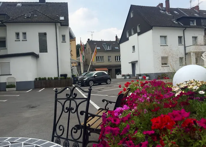 Hotel Ramor Garni 3*